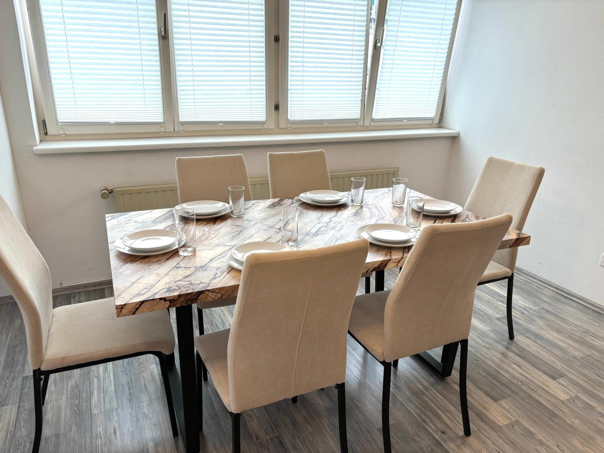 Cityhit 1020treasure Home_top20 Apartment